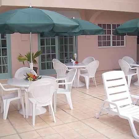 Tuxedo Villas